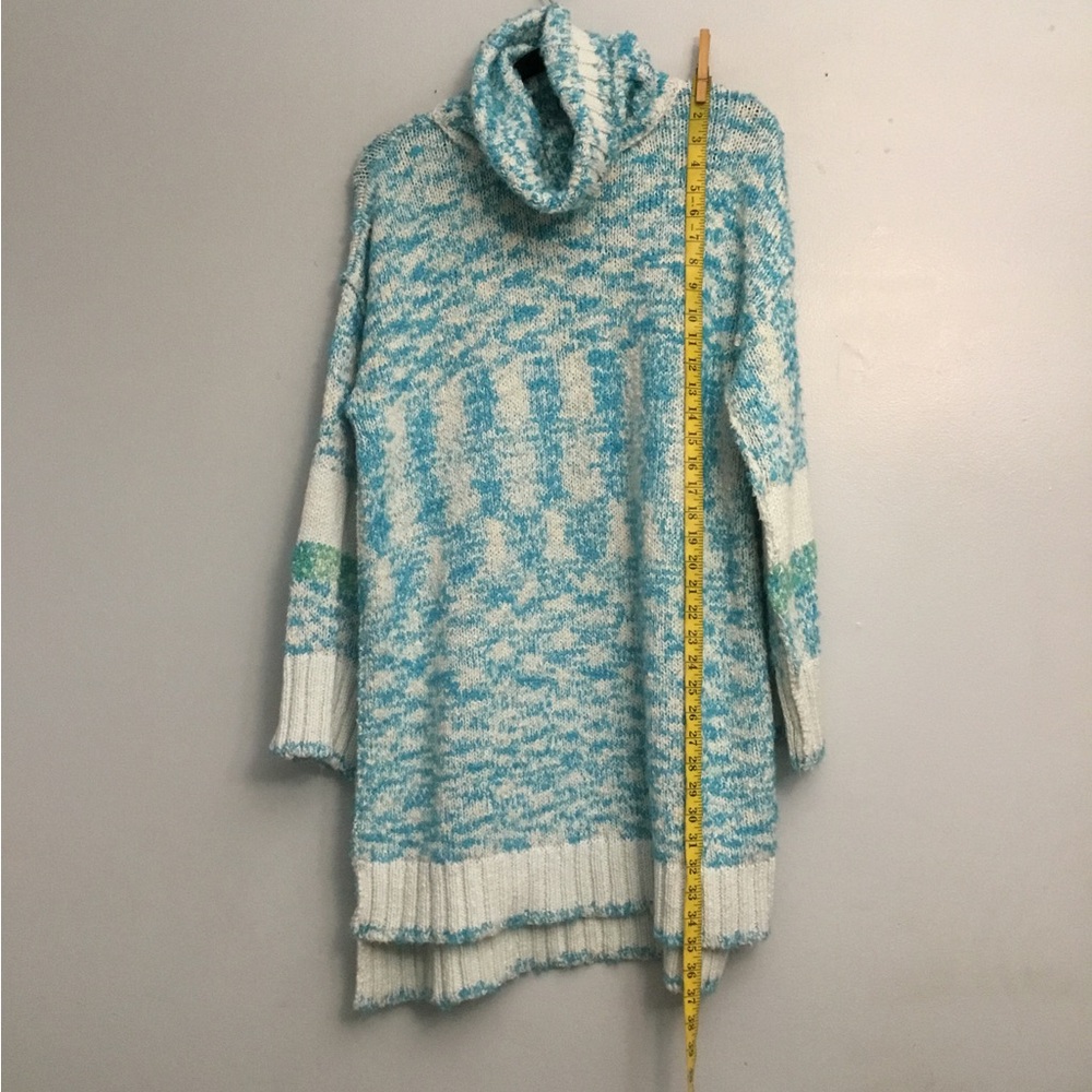 Cozy Blue and White Turtleneck Sweater
